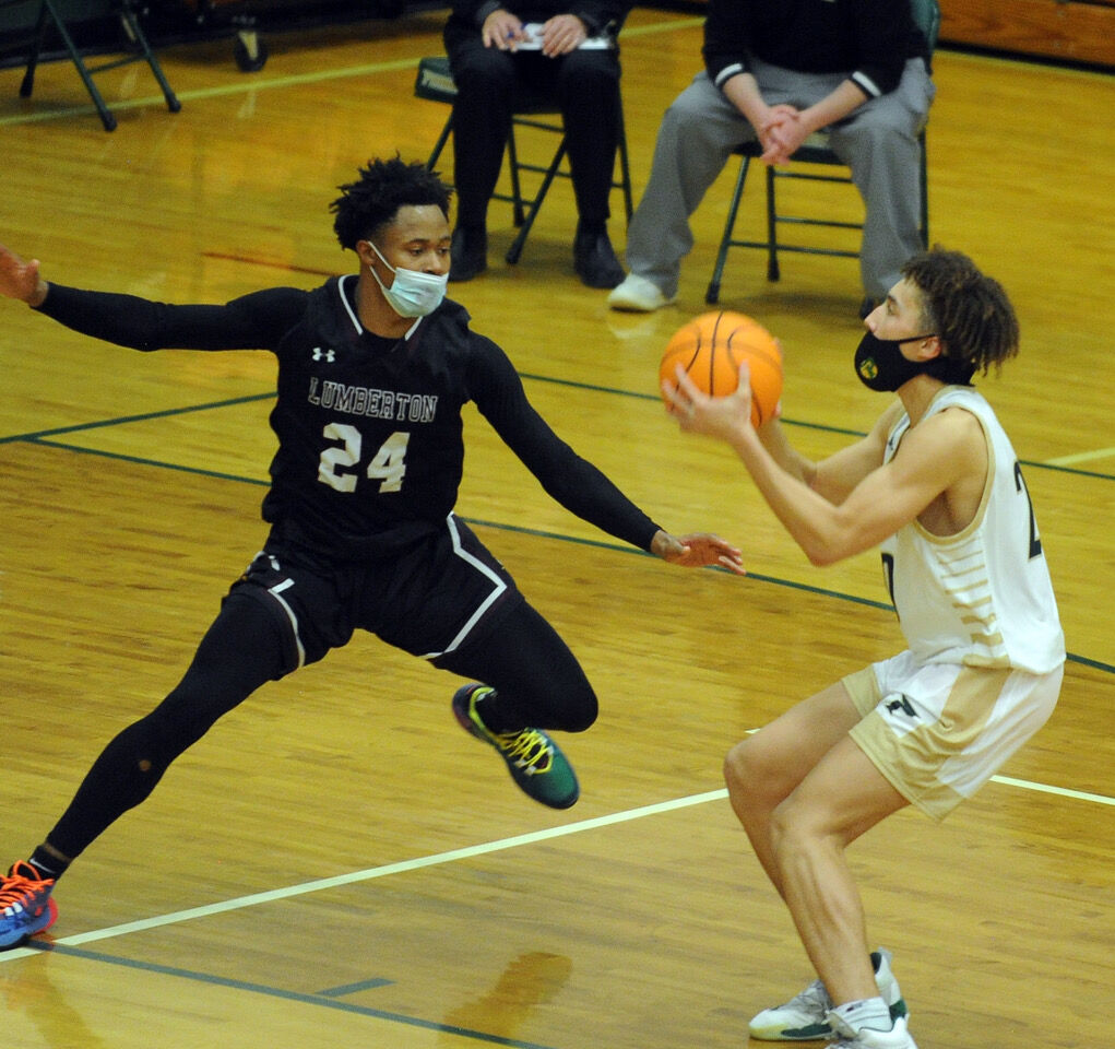 Pinecrest vs Lumberton 08.jpeg